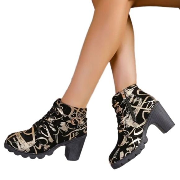 Ladies printed boots sz 7.5 - Picture 4 of 5